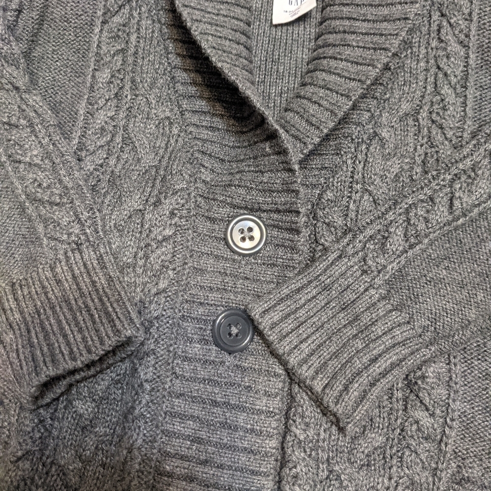 Baby Gap cardigan! - Picture 2 of 3